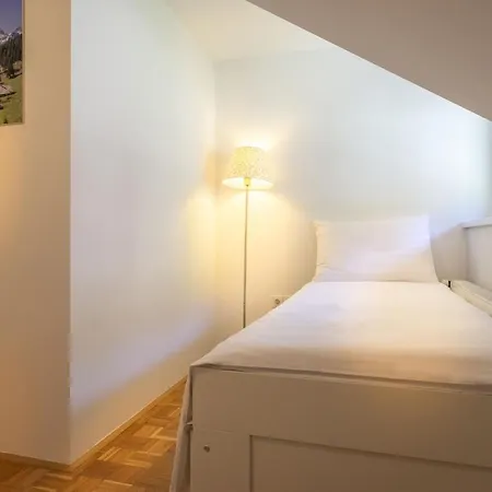 Iglica Bohinjska Bela